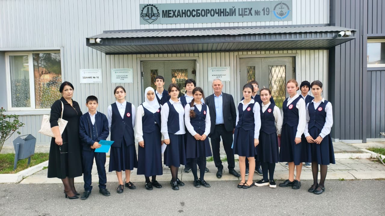 Точность до микрона: инженерный класс РЦО им. И.И. Ханбалаева на заводе «Дагдизель»